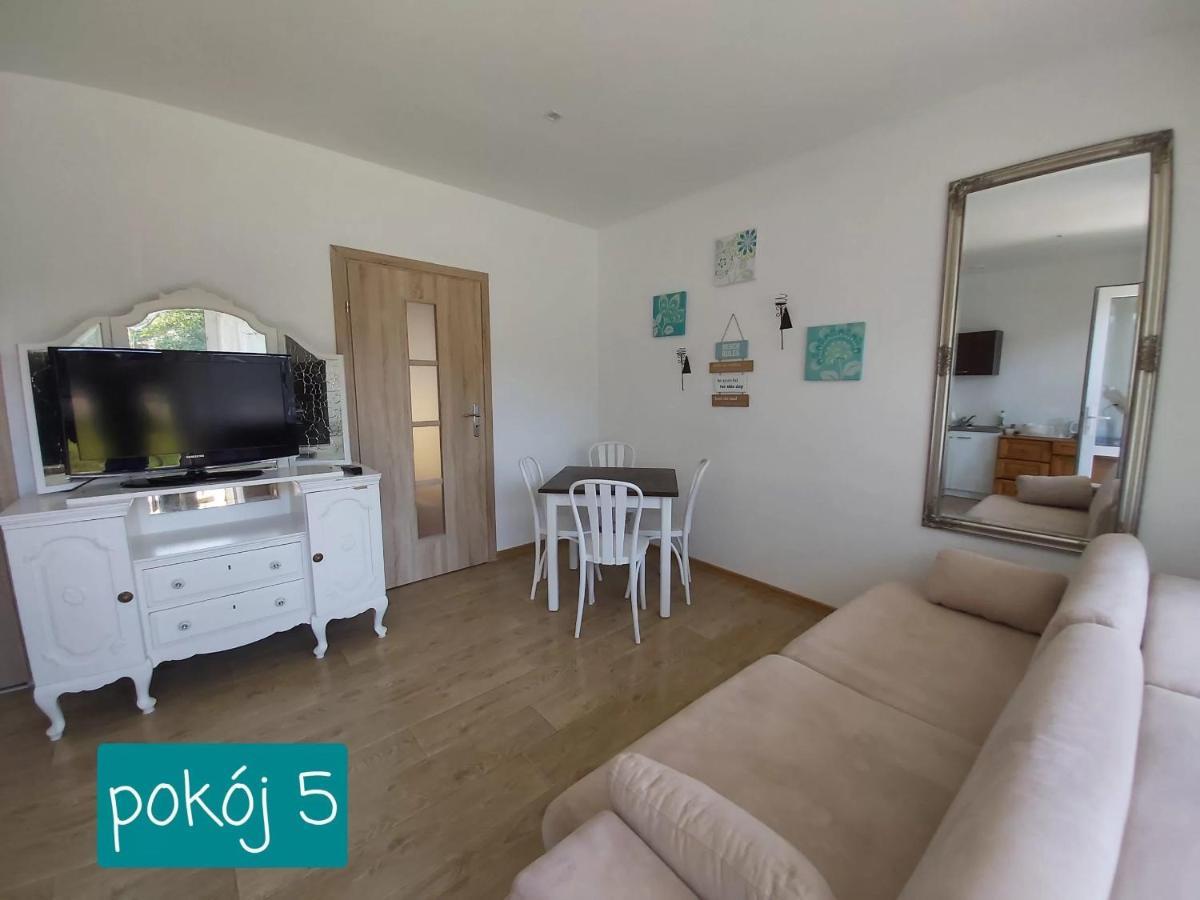 Willa Wieniotowo Apartamenty Przy Lesie I Plazy Ap Am Wald Und Strand Ustronie Morskie Exterior foto